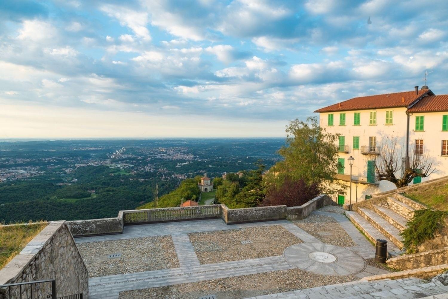 La Terrazza - Very Quiet - Free Park - 3 Min From Varese Center And Lake - Air Conditioning - Cycling Friendly Exterior foto