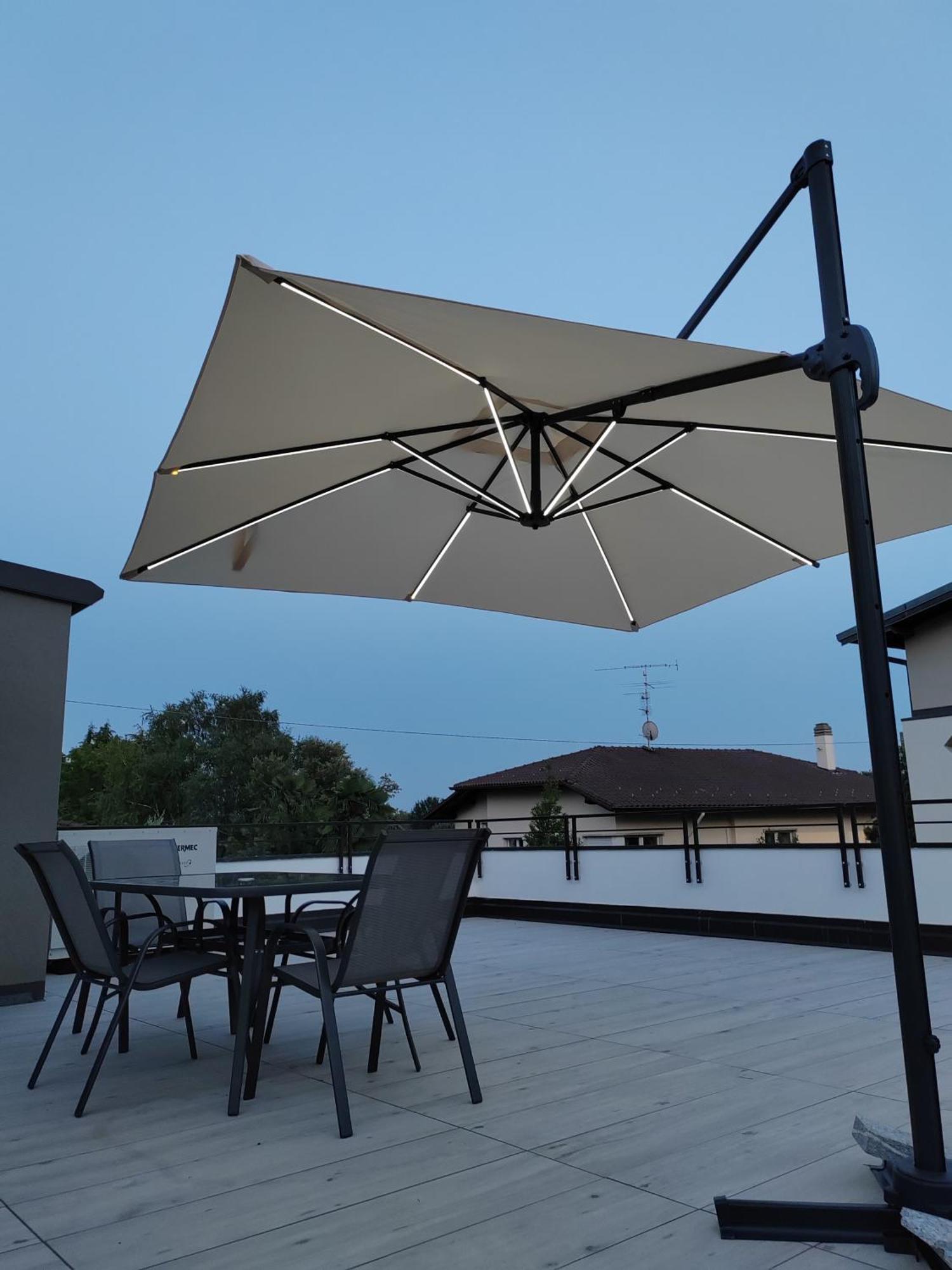 La Terrazza - Very Quiet - Free Park - 3 Min From Varese Center And Lake - Air Conditioning - Cycling Friendly Exterior foto